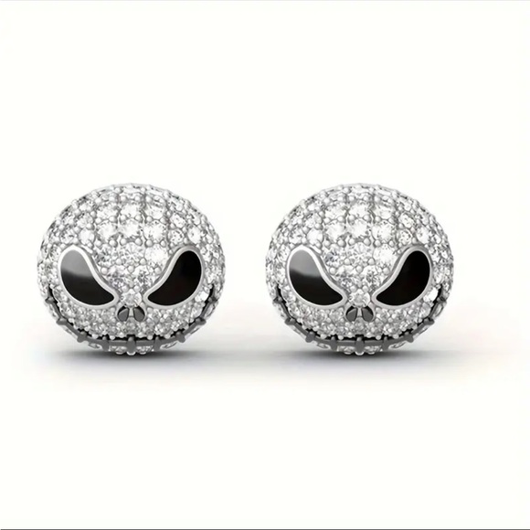 Jack Skellington Earrings - Picture 3 of 5